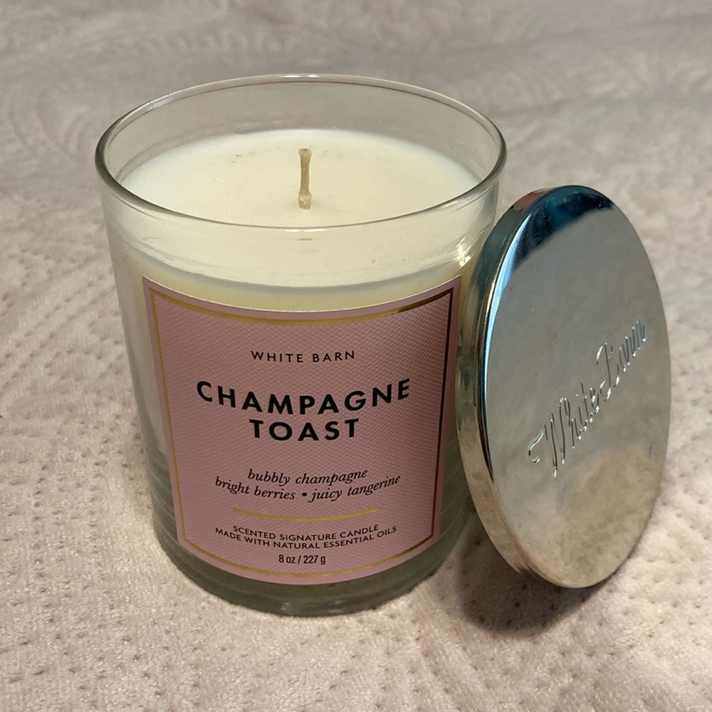 White Barn Champagne Toast Candle